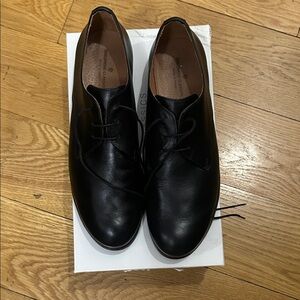 Children’s Classic Black Leather Oxfords size 40